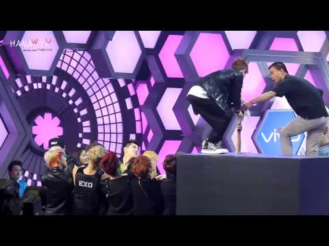 Fancam 130604 Suho during  Dangerous game  @ Happy Camp Recording