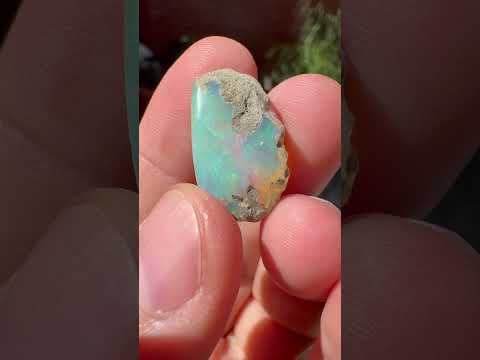 Opal Etiopian de Foc, brut, E5