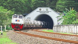 Download lagu KERETA API PANJANG‼️ MENEMUKAN 15 KERETA API TANGKI PERTAMINA GAMAO TANGKER mp3