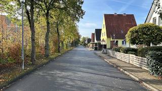 German Neighborhood Walk 🍂 Early Autumn Morning | Gabled Homes, Tree-Lined Stree