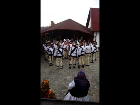 Roata Feciorilor in Bixad