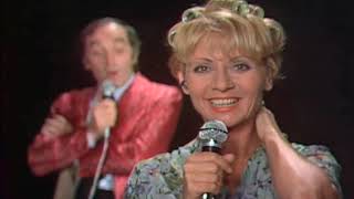 ANNIE CORDY et CHARLES AZNAVOUR  Tu t&#39;laisses aller