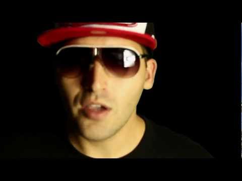 "Dans la rétine". Kiza Sirguile. TousToutSeul Crew. Clip Officiel 2012.