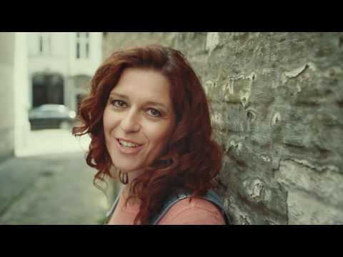 Amaryllis Temmerman  -  1 moment (offical video)