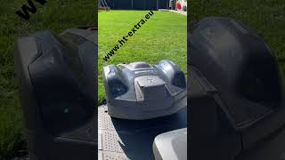Robotická sekačka Husqvarna Automower 305E NERA s EPOS