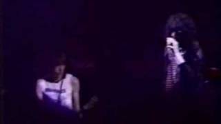 Ramones - You Sound Like You&#39;re Sick