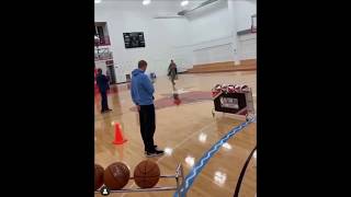 [花邊] Zach LaVine 練三分球大賽練到灌籃大賽去