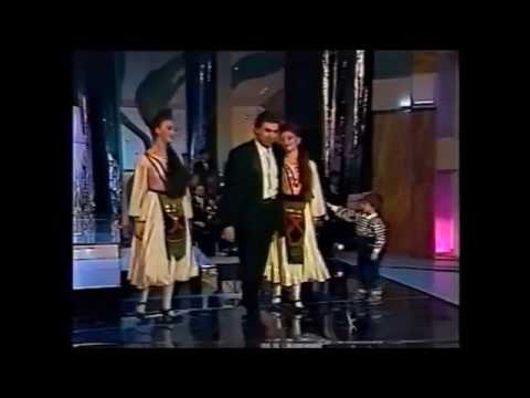 Pero Hristov  ~ Vo crno vino uteha nema