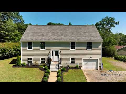 Welcome to the desired Highlands of Fall River, MA!