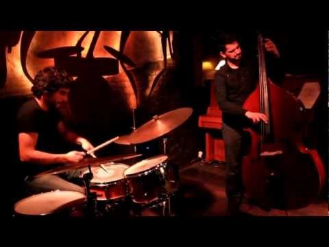 Stelios Chatzikaleas trio + Yiannis Papanastasiou at Duende