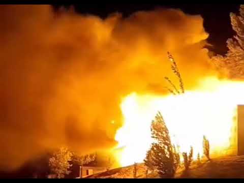 La Voz TV - Incendio en Villa El Chocón (Imágenes Gentileza) 