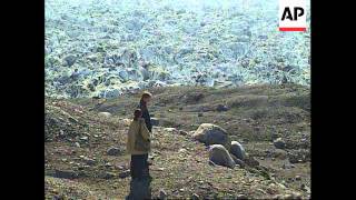 GREENLAND: ICEBERGS ARE BECOMING A BIG TOURIST ATTRACTION