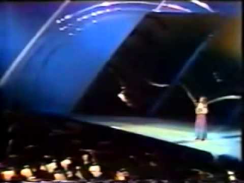 Eurovision 1975 Turkey   Semiha Yanki   Seninle Bir dakika