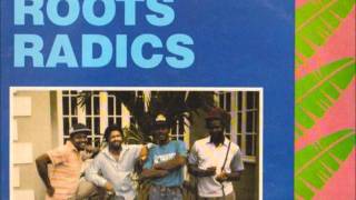 Roots Radics - True Believer/True Dub