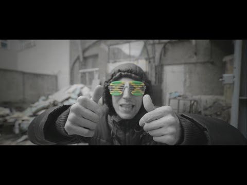 Johnny Bongzila - 100%