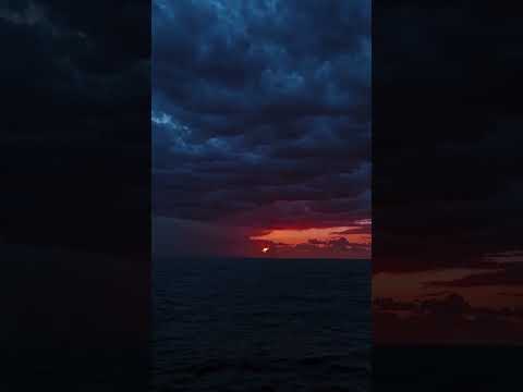 dusk or upside down ?