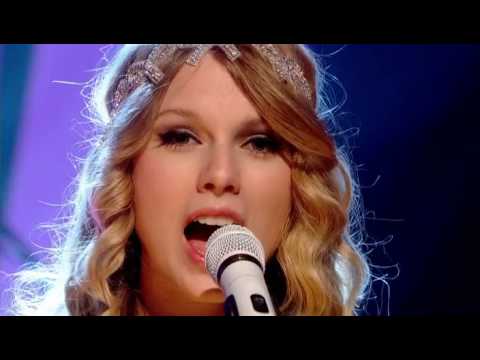 Taylor Swift - Fifteen [Live + Sub]♫。 (Taylor Swift - Fifteen [ Live + Sub ]♫)