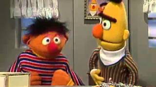 Classic Sesame Street - Ernie&#39;s Feelings Game