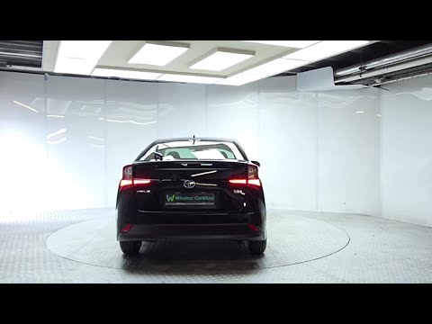 Toyota Prius Hybrid - Image 2