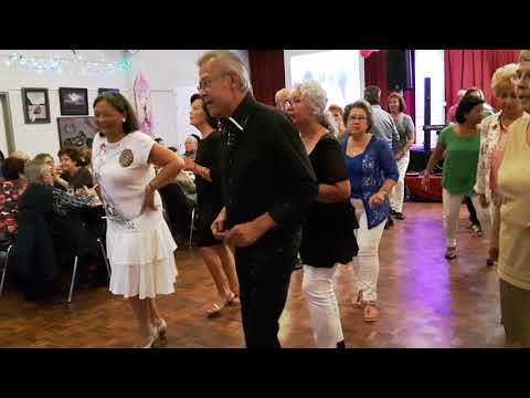 Dansmatinee met de Band " STRAIGHT "  zaterdagmiddag 1 september 2018 .   Eindhoven    (3)