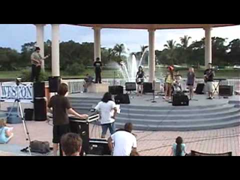 Middle Of The Road 9-12-10.flv