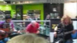 Biffy Clyro @ Zavvi - Drop It