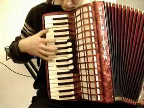 How to play: "La valse d'Amelie" on accordion
