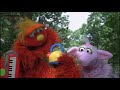 Murray And Ovejita Kettle Keyboard And A Kangaroo Sesame Street