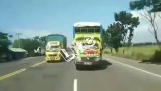 Download lagu lagu mundur alon alon versi truck oleng mp3