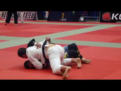 Richard Martin vs Leo Augusto - FINAL - IBJJF London Open 2013 - Black Senior 2 - Open