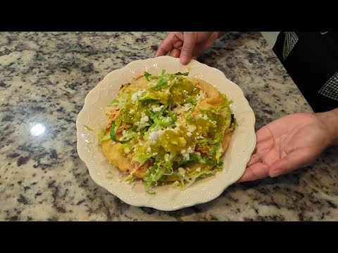 Como Hacer Quesadillas De Rajas Con Pollo A La Mexicana! | How To Make Chicken Quesadillas!