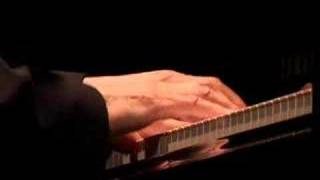 Umaneta by Agustí Fernández