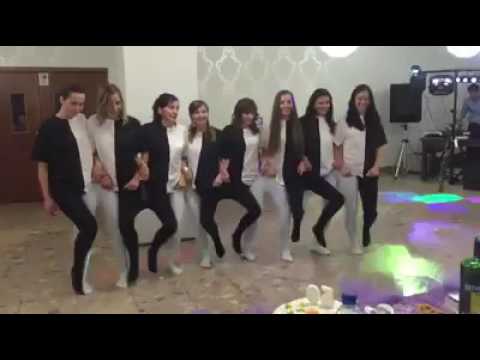 Amazing mind confusing dance