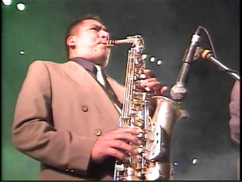 LOS SUPER CABALLEROS DEL PERU (CUMBIAS HUAROCHIRANO DEL RECUERDO)