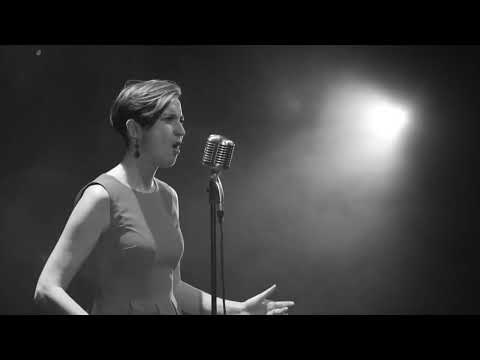 Premiéra Fantazie pro housle a orchestr Zrození hmoty