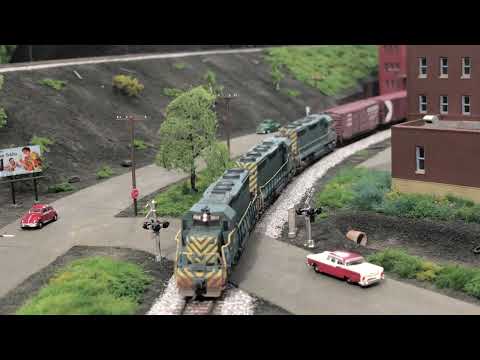 Chasing Jersey Central's AW-1 on my Lehigh Valley Model Railroad
