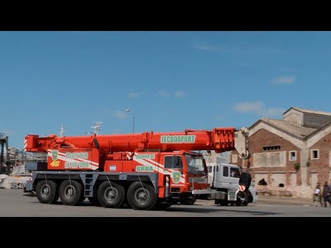 Un equipo con grúa propia