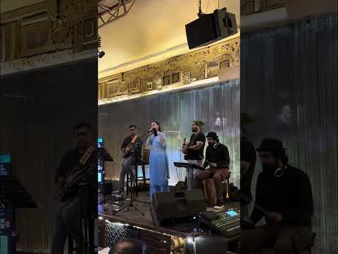 Shikha singh Thode Badmash- song sung live