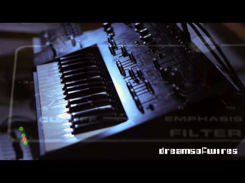 DreamsOfWires - Roland SH-1 & Moog Micromoog w/ Minibrute SE sequencer