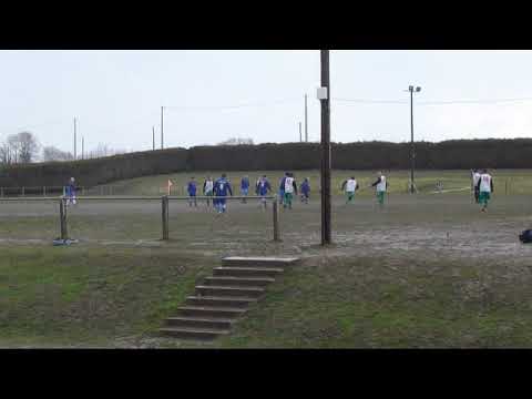 AUBUSSON "INSOLITE Foot sur une pelouse détrempé "