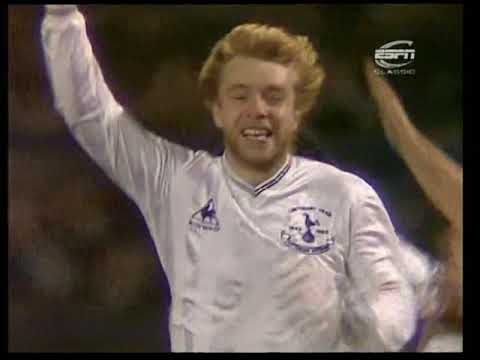 10/10/1982 Cup Winners Cup Round 2 1st leg TOTTENHAM H v BAYERN MUNICH