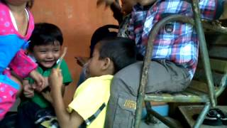 preview picture of video 'Naufal Bermain - Paud Bahasa Cisauk Part 2'