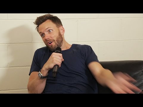 Joel McHale Talks Obama, X-Files, Aussie accents & reality TV Full Interview | Rove & Sam
