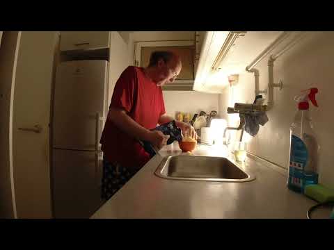 MongoTV_10331 - Del  1 - SPISER SKÅL CHIPS TORSDAG MIDNAT