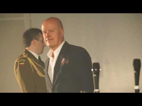 KASP Bigbendas - FLY ME TO THE MOON dainuoja Egidijus Sipavičius