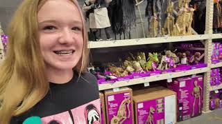Home Depot vs Lowes Halloween Animatronics and Decorations!!!
