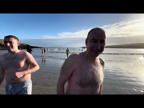 WATCH Tánaiste Micheál Martin at the Courtmacsherry New Year's Day swim