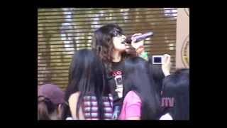 Lalaine - Doing Just Fine (Live)