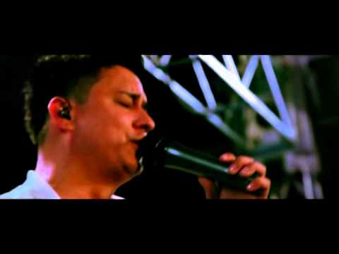 Me Quede Llorando [Video Live HD] - Christian Fernandez