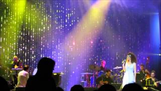 VANESSA DA MATA E MARIA BETHÂNIA "CHEGA DE SAUDADE" VIVO RIO  TOM JOBIM